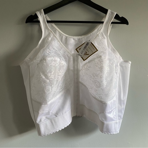 CORTLAND INTIMATES
Style 9603 Front Closure Back Support Long Line Bra White 48D - Picture 2 of 6